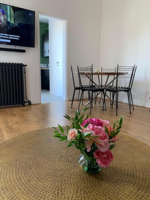 Apartmán Le Beaufleury Et Sa Terrasse A La Victoire Bordeaux Exteriér fotografie