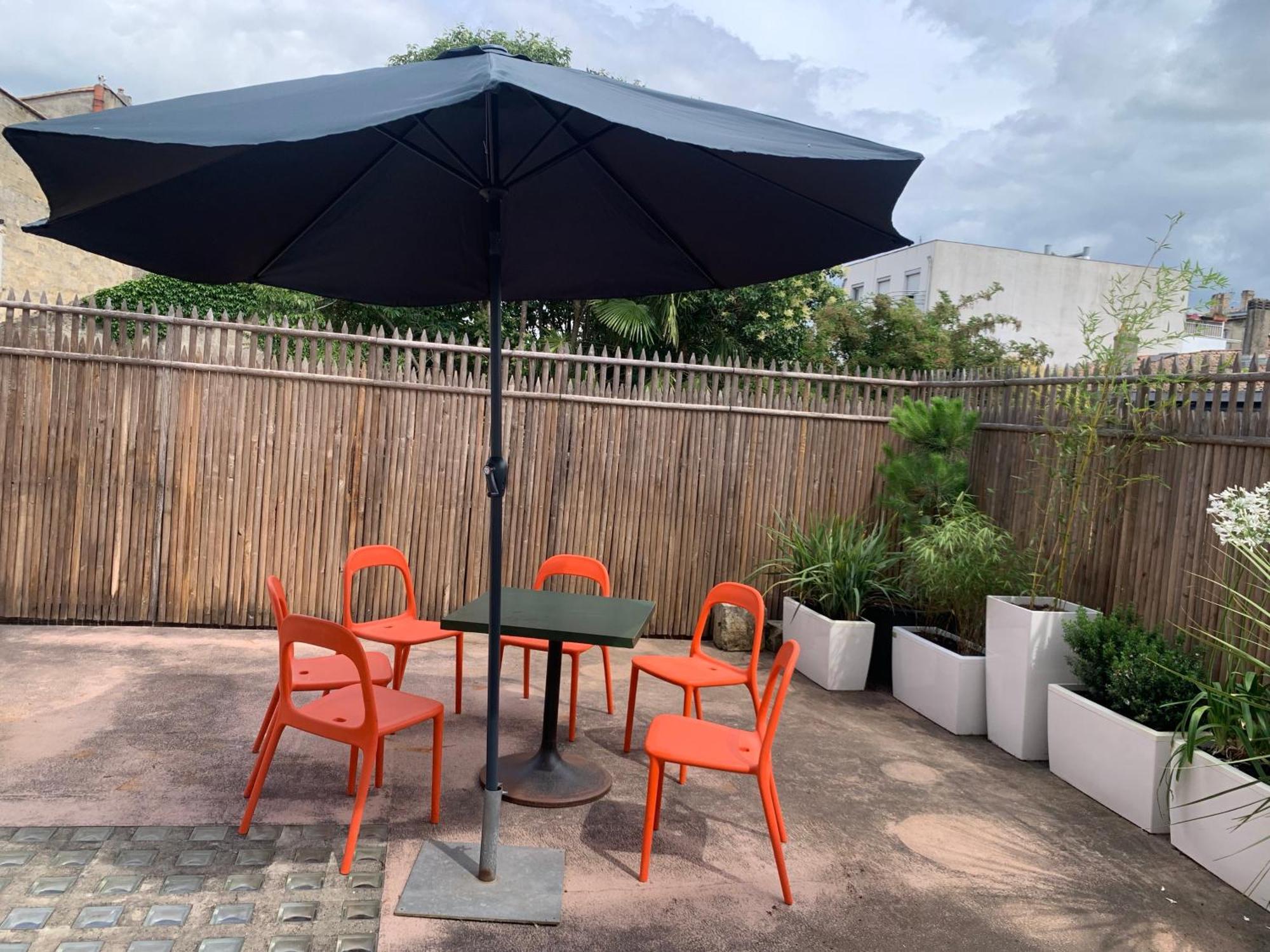 Apartmán Le Beaufleury Et Sa Terrasse A La Victoire Bordeaux Exteriér fotografie